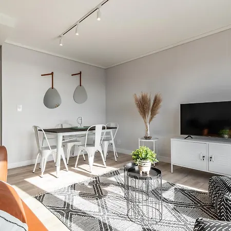 Burmeister 407 -Spacious 1 Bedroom Apartment Across From Ocean Cape Town Exterior photo
