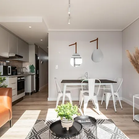 Burmeister 407 -Spacious 1 Bedroom Apartment Across From Ocean Cape Town Exterior photo